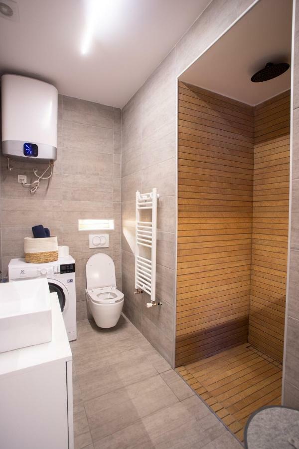 Pago Boutique Suites ซาเกร็บ ภายนอก รูปภาพ